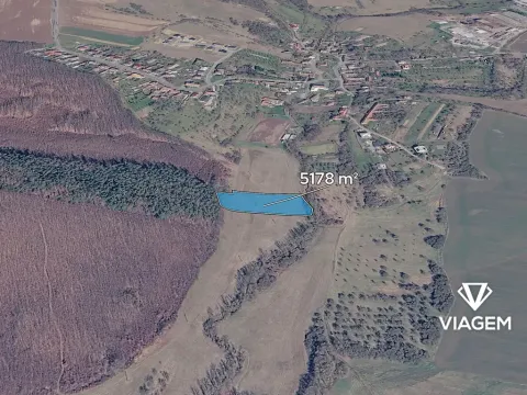 Prodej podílu pole, Dobrkovice, 3236 m2