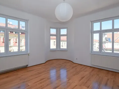 Pronájem bytu 2+kk, Praha - Košíře, Brožíkova, 65 m2