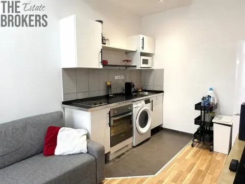 Pronájem bytu 2+kk, Praha - Košíře, Plzeňská, 36 m2