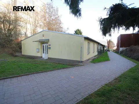 Prodej kanceláře, Praha, 226 m2