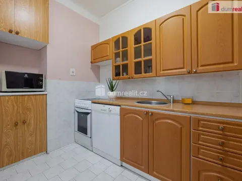 Prodej bytu 2+1, Stochov, S. K. Neumanna, 52 m2