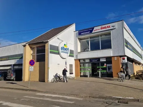 Pronájem obchodního prostoru, Šlapanice, Nádražní, 187 m2