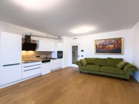Pronájem bytu 2+kk, Praha - Smíchov, Grafická, 57 m2