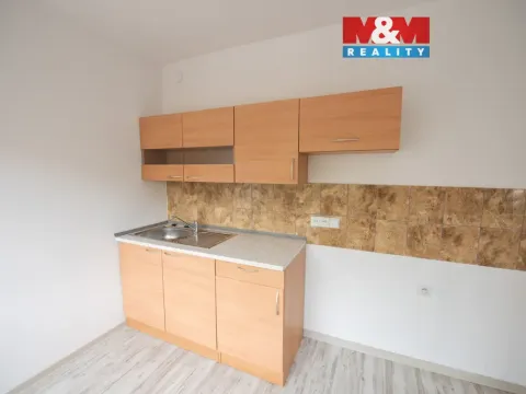 Pronájem bytu 1+kk, Hradec Králové, Sušilova, 32 m2