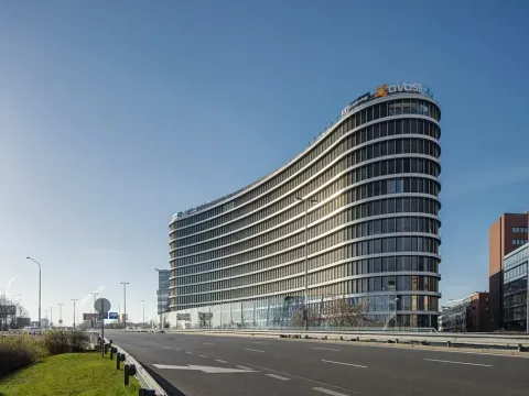Pronájem kanceláře, Praha - Nusle, Pikrtova, 1510 m2