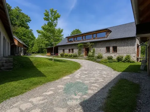 Prodej zemědělské usedlosti, Vrchotovy Janovice, 952 m2
