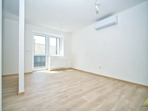 Prodej bytu 1+kk, Břeclav, 37 m2