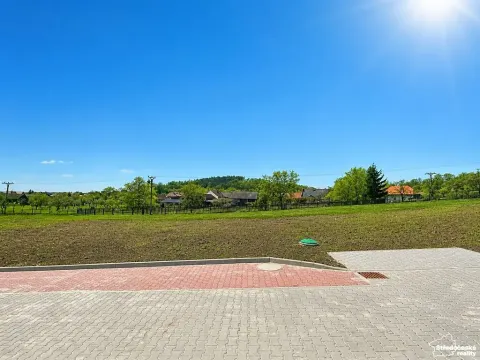 Prodej pozemku pro bydlení, Žerčice, 825 m2