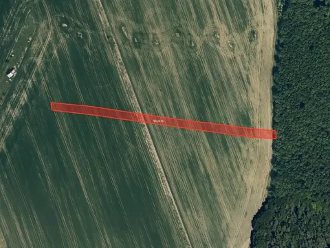 Prodej pole, Uherské Hradiště, 2587 m2