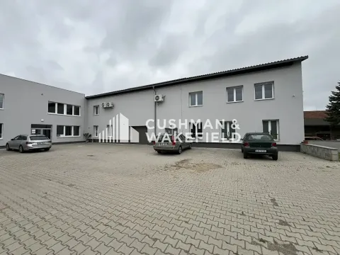 Prodej výrobních prostor, Ondřejov, Družstevní, 2800 m2