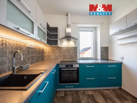 Pronájem bytu 3+1, Hradec Králové - Kukleny, Pražská třída, 85 m2