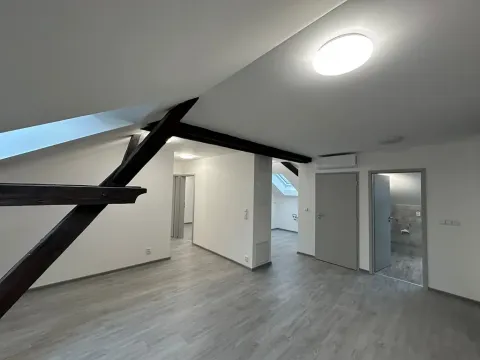 Prodej bytu 3+kk, Úsobí, 67 m2