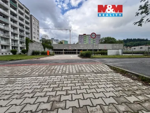 Pronájem garážového stání, Klatovy, 13 m2