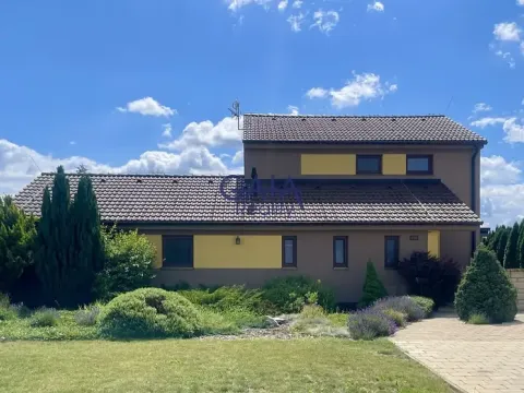 Pronájem rodinného domu, Vlkoš, 200 m2