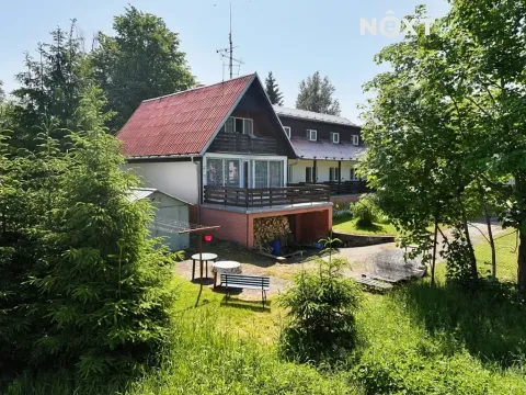 Prodej obchodního prostoru, Frymburk, 660 m2