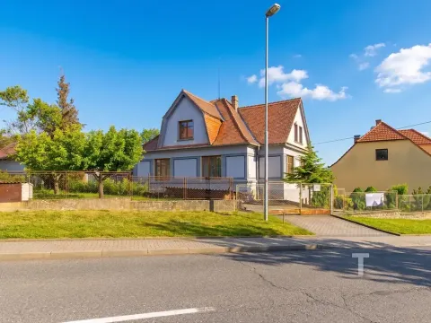 Prodej rodinného domu, Miroslav, Husova, 245 m2