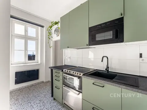 Prodej bytu 1+1, Praha - Košíře, Holečkova, 31 m2