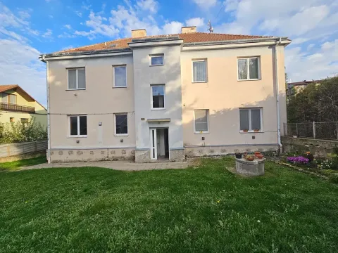 Pronájem vícegeneračního domu, Miroslav, Česká, 250 m2