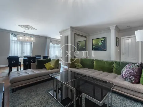 Prodej bytu 4+kk, Karlovy Vary, Vřídelní, 162 m2