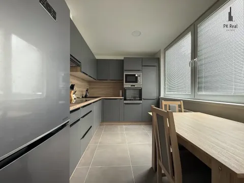 Pronájem bytu 3+1, Brno, Bellova, 75 m2