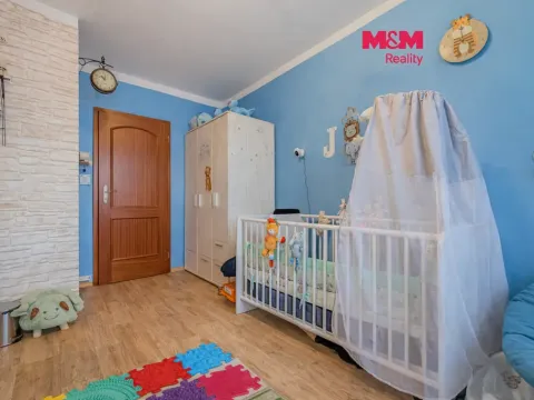 Prodej bytu 4+1, Litoměřice - Pokratice, Ladova, 77 m2