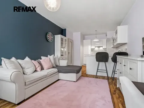 Prodej bytu 2+kk, Praha - Hostavice, U Hostavického potoka, 46 m2