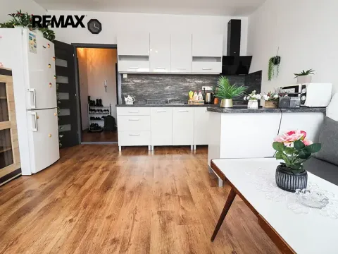 Prodej bytu 2+kk, Česká Lípa, Lomená, 40 m2