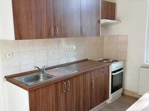 Pronájem bytu 2+1, Kladno, Váňova, 56 m2