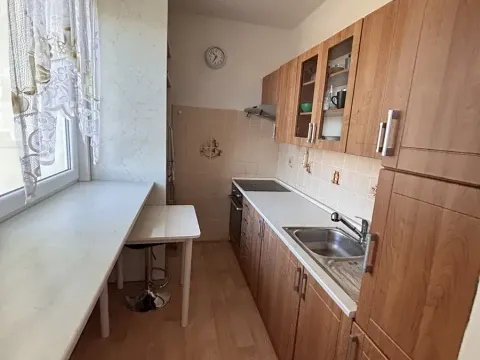 Pronájem bytu 1+1, Jablonec nad Nisou, Mozartova, 40 m2
