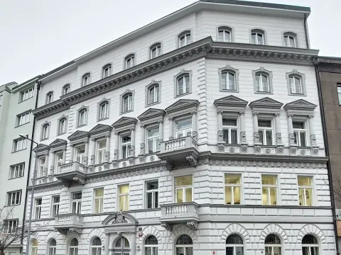 Pronájem kanceláře, Praha - Vinohrady, Uruguayská, 234 m2