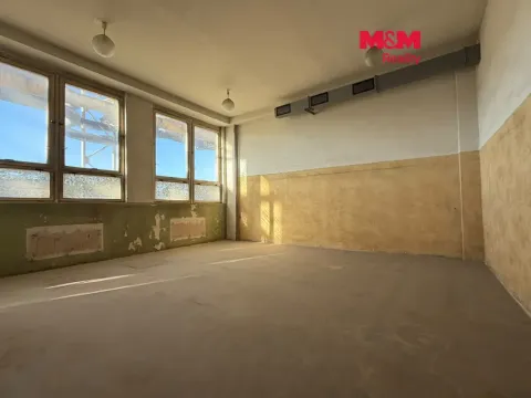 Pronájem skladu, Buštěhrad, Třinecká, 996 m2