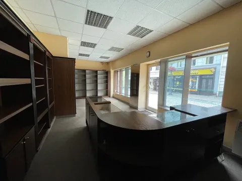 Pronájem obchodního prostoru, Frýdek-Místek, Radniční, 40 m2