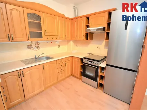 Pronájem bytu 2+kk, Praha - Nusle, Mojmírova, 44 m2