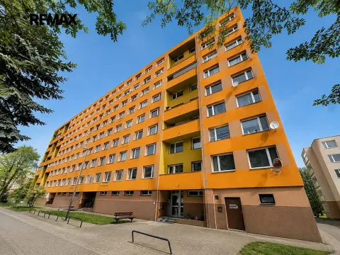 Pronájem bytu 2+kk, Kladno, Italská, 40 m2