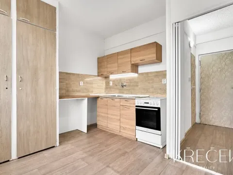 Pronájem bytu 1+1, Třebíč, Zahraničního odboje, 33 m2