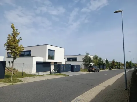 Prodej rodinného domu, Průhonice, K Doubí, 295 m2