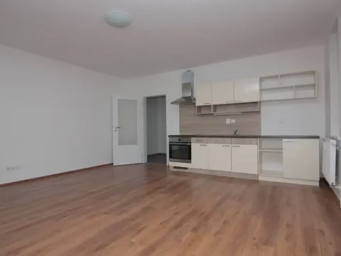 Pronájem bytu 1+kk, Velký Osek, U hřiště, 38 m2