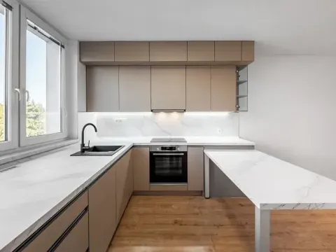 Prodej bytu 4+kk, Zlín, Budovatelská, 80 m2