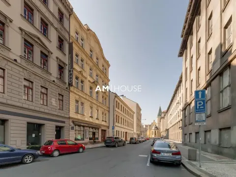 Pronájem restaurace, Praha - Nové Město, Pštrossova, 130 m2