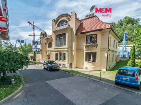Prodej kanceláře, Praha - Smíchov, Kartouzská, 664 m2