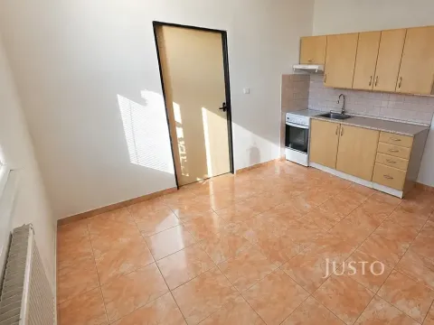 Pronájem bytu 1+1, Písek, Harantova, 36 m2