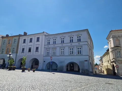 Pronájem obchodního prostoru, Příbor, náměstí Sigmunda Freuda, 153 m2