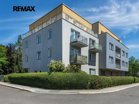 Prodej garážového stání, Praha - Břevnov, Rejchova, 12 m2