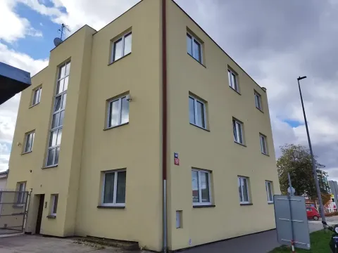 Pronájem bytu 2+1, Praha - Vysočany, Poděbradská, 77 m2