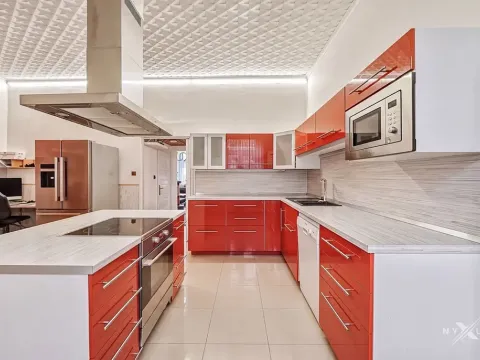 Prodej činžovního domu, Vejprty, náměstí T. G. Masaryka, 932 m2