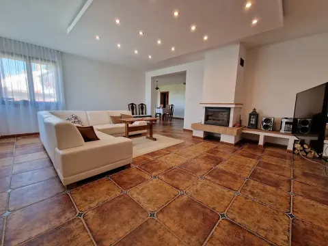 Prodej rodinného domu, Střílky, Koryčanská, 283 m2