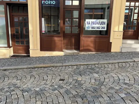 Pronájem obchodního prostoru, Třebíč, Přerovského, 14 m2