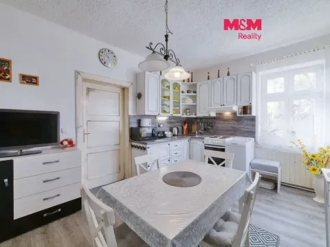 Pronájem bytu 2+kk, Planá, Revoluční, 40 m2