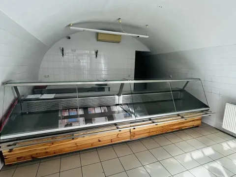 Pronájem obchodního prostoru, Kolín, Na Hradbách, 39 m2