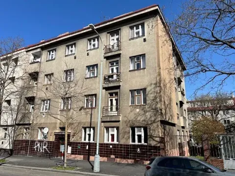 Pronájem bytu 2+kk, Praha - Žižkov, Jeseniova, 50 m2